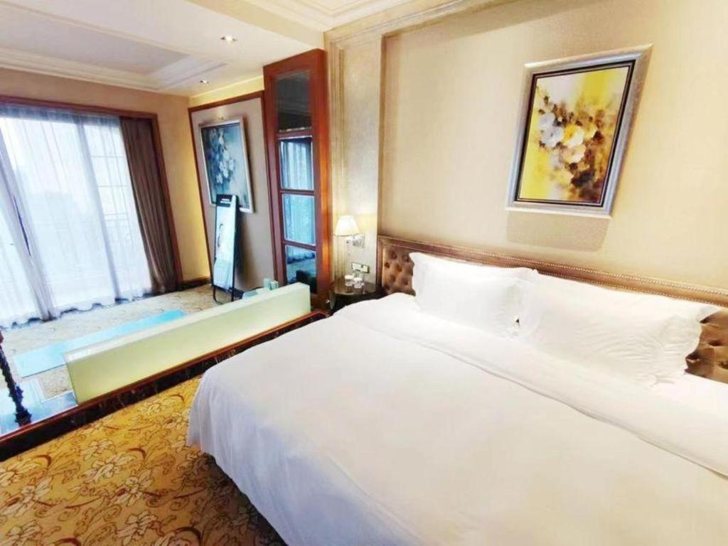 Chateau Starriver Guangzhou Peninsula Extérieur photo